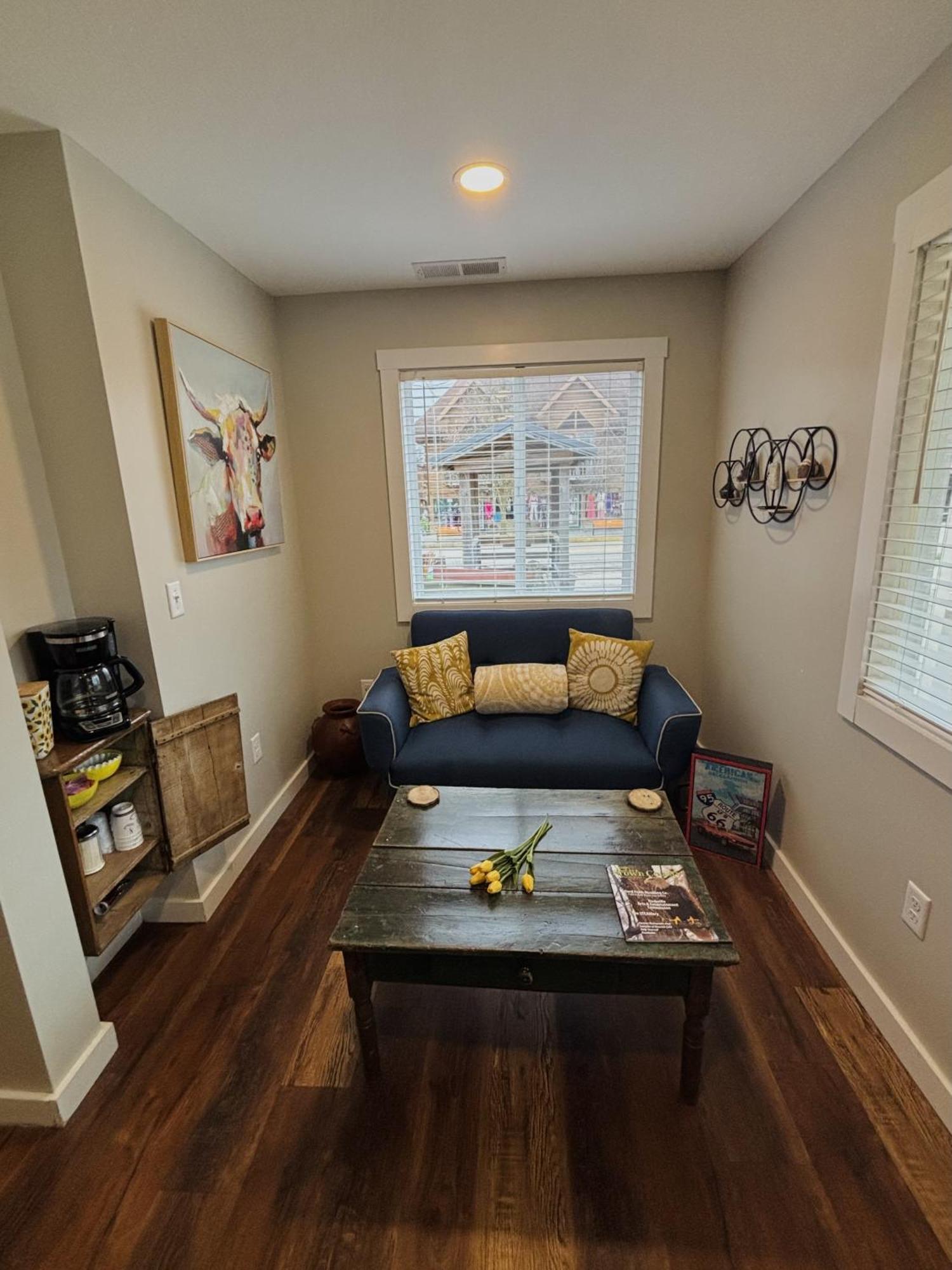 The Iris Garden Downtown Cottages And Suites Нашвил Стая снимка